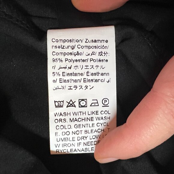 Shein Black long sleeved jumpsuit with pockets, and a zipper on the back Size 2X - Picture 4 of 5